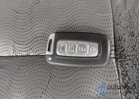 2013 Hyundai Elantra Limited z USA, uszkodzony, nr VIN 5NPDH4AE5DH208623